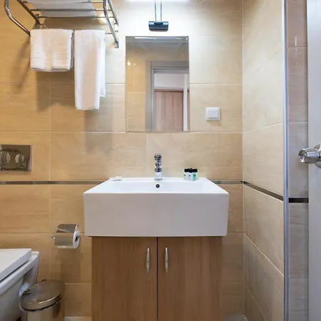 Hotel Lavin Hotel&suites *